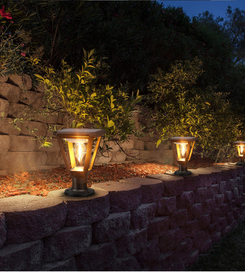 【 Guardian of Your Hero at Night 】 LED Solar Courtyard Light