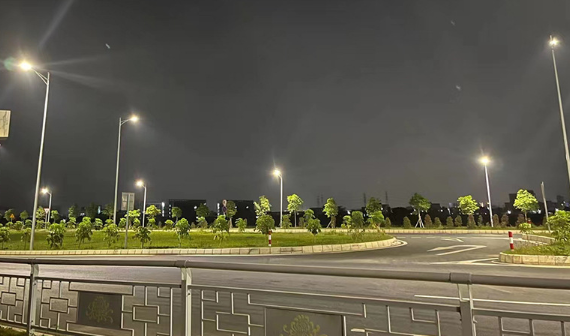 【Solar street light 】Outdoor waterproof, automatic sensing switch during day and night, used for outdoor gardens, courtyards, parking lots